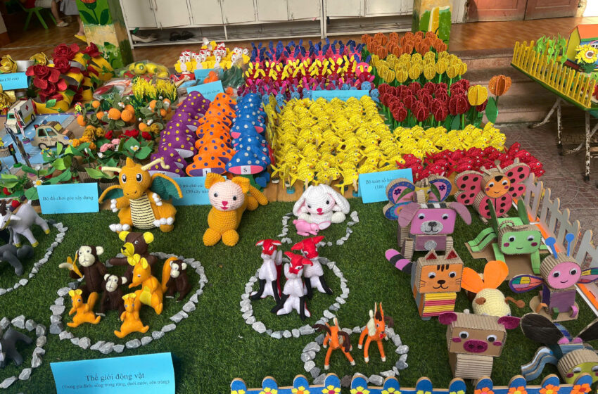  HỘI THI LÀM ĐỒ DÙNG, ĐỒ CHƠI TỪ NGUYÊN VẬT LIỆU CÓ SẴN